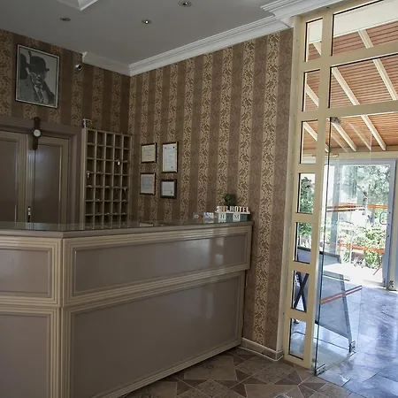 Hotel Sevi 2*