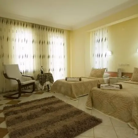 Hotel Sevi 2*