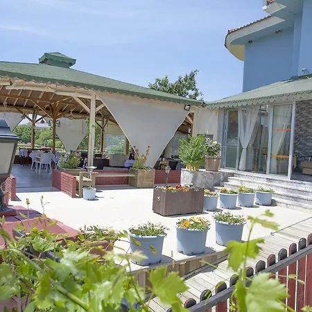 Sevi Hotel
